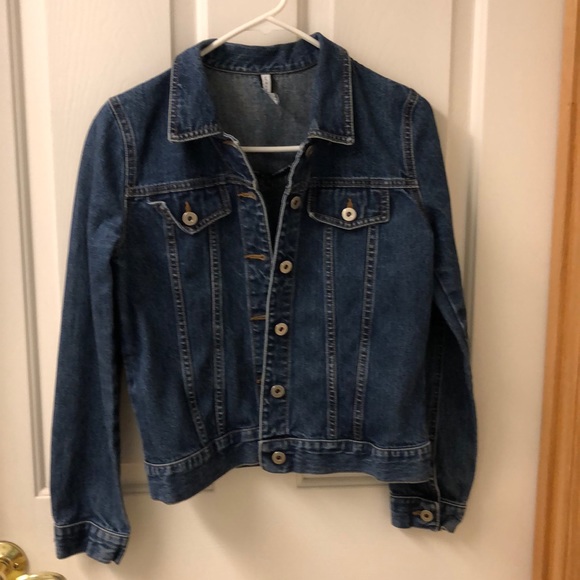 Forever 21 Jackets & Blazers - Forever 21 Jean Jacket Sz M